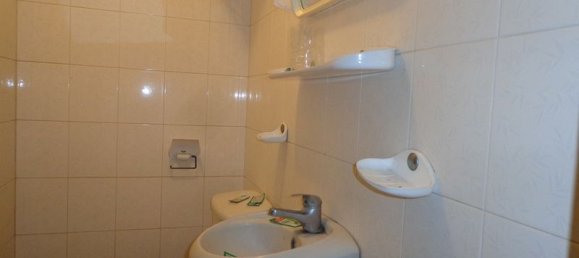 Casa de 4 dormitorios en Ba Dinh, Vietnam No. 3986 6