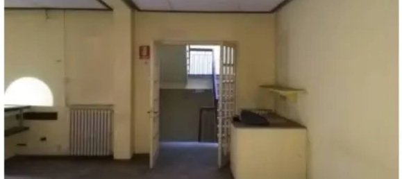 1000m² Building in Formigine, Italy No. 257812 7