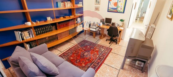 2 bedrooms Apartment in Rome, Italy No. 56250 40