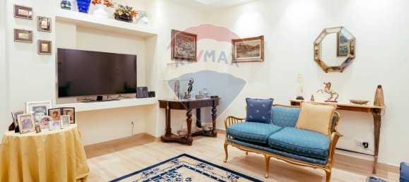 2 bedrooms Apartment in Rome, Italy No. 56250 4
