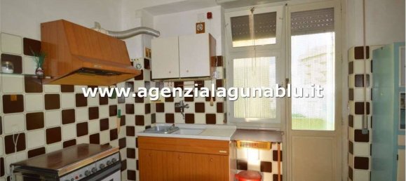 Apartamento de 2 dormitorios en Mazara del Vallo, Italy No. 165631 2