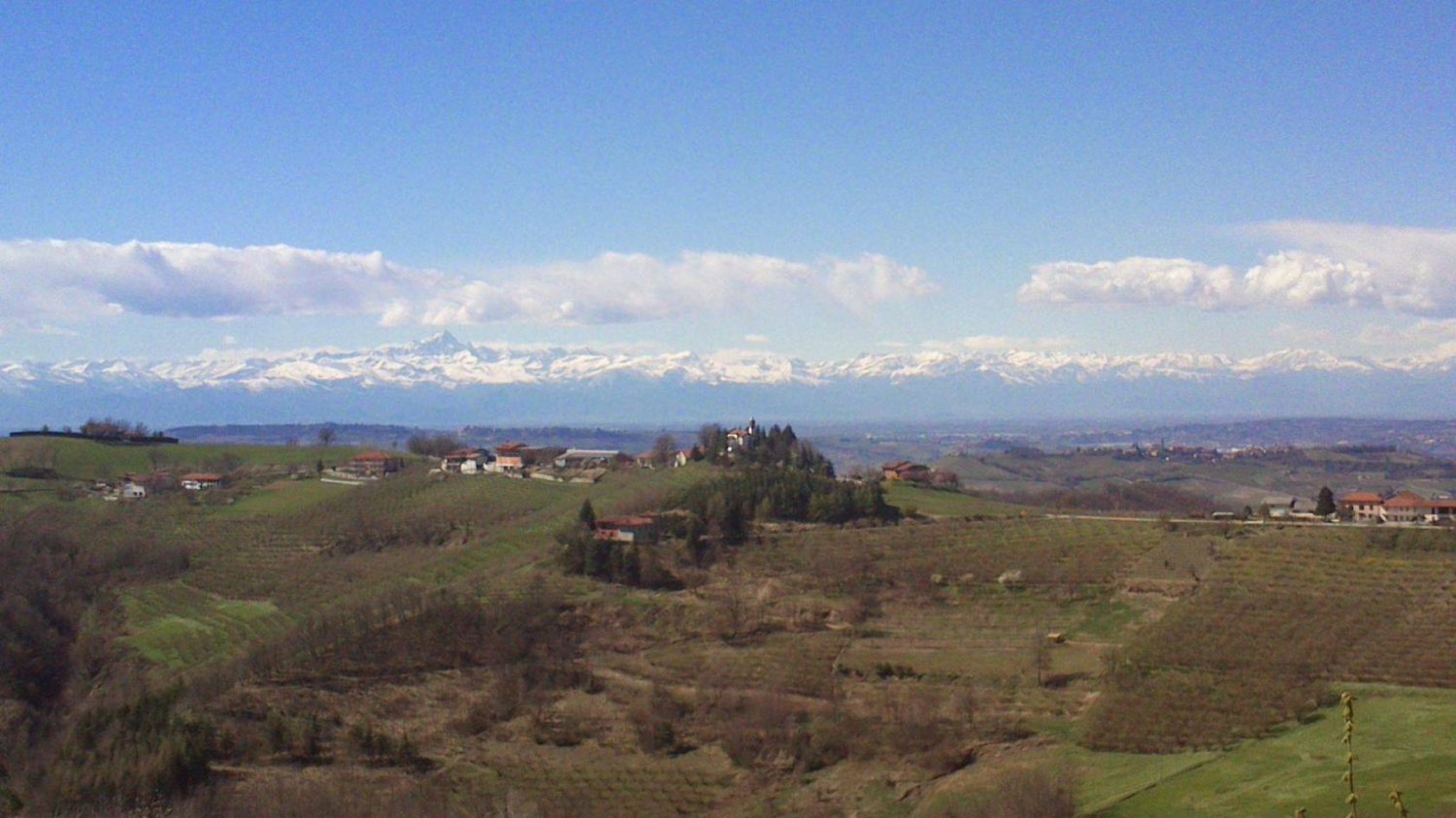 Grundstück in Benevello, Italy 1000m², Nr. 252034