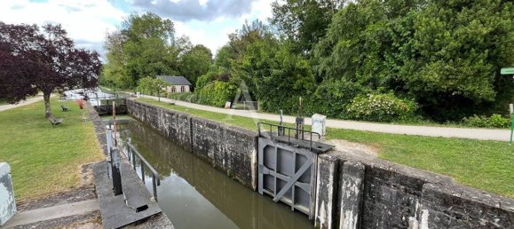 4 Schlafzimmer Haus in Donnery, France, Nr. 238709 3