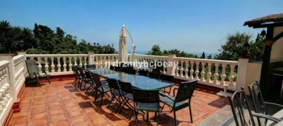 Дом с 10 спальнями в Бенальмадена, Испания № 137517 7