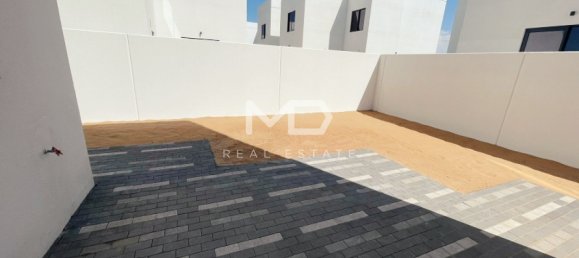 3 bedrooms Villa in Yas Island, UAE No. 47895 19