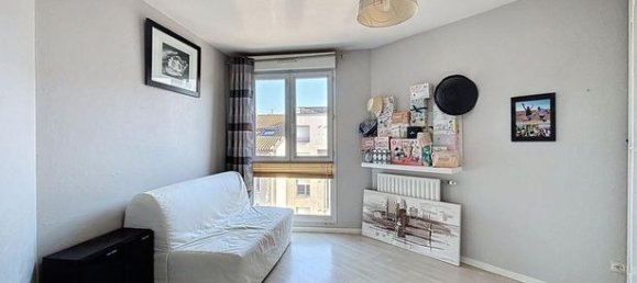 2 bedrooms Apartment in Lyon, France No. 289255 7