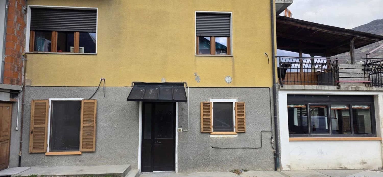 3غرفة شقة في Montjovet, Italy رقم 43290