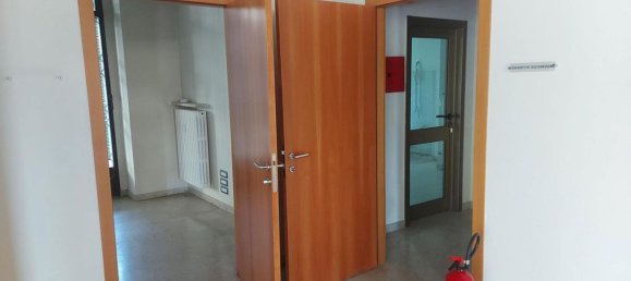 Büro in Demonte, Italy 234m², Nr. 370745 8