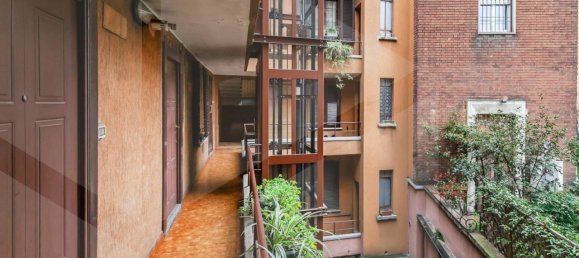 1 bedroom Apartment in Milan, Italy No. 241124 16