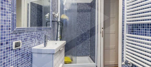 1 bedroom Apartment in Milan, Italy No. 241124 12