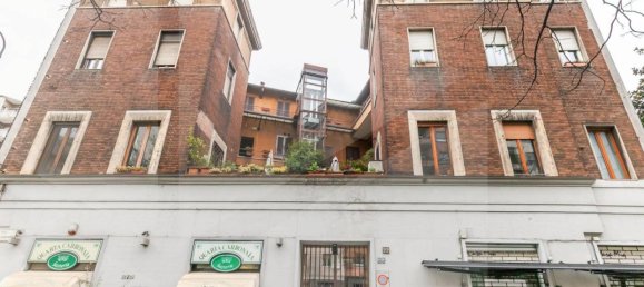 1 bedroom Apartment in Milan, Italy No. 241124 19