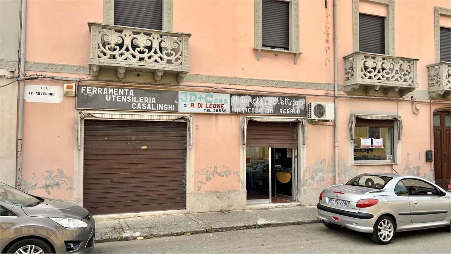 220m² Commercial property in Castrovillari, Italy No. 80050