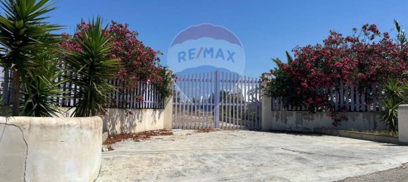 3053m² Land in Vittoria, Italy No. 319014 25