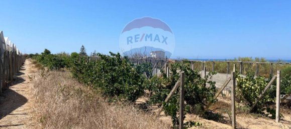 3053m² Land in Vittoria, Italy No. 319014 5