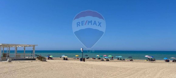 3053m² Land in Vittoria, Italy No. 319014 29