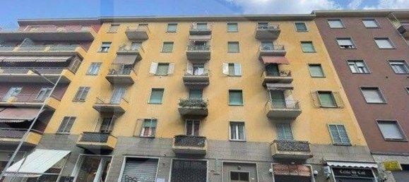 5 rooms Apartment in Bologna, Italy No. 28722 16