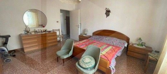 5 rooms Apartment in Bologna, Italy No. 28722 10