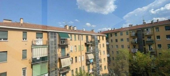 5 rooms Apartment in Bologna, Italy No. 28722 17