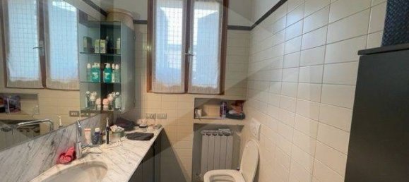 4-salle Appartement à Bologna, Italy No. 26285 14