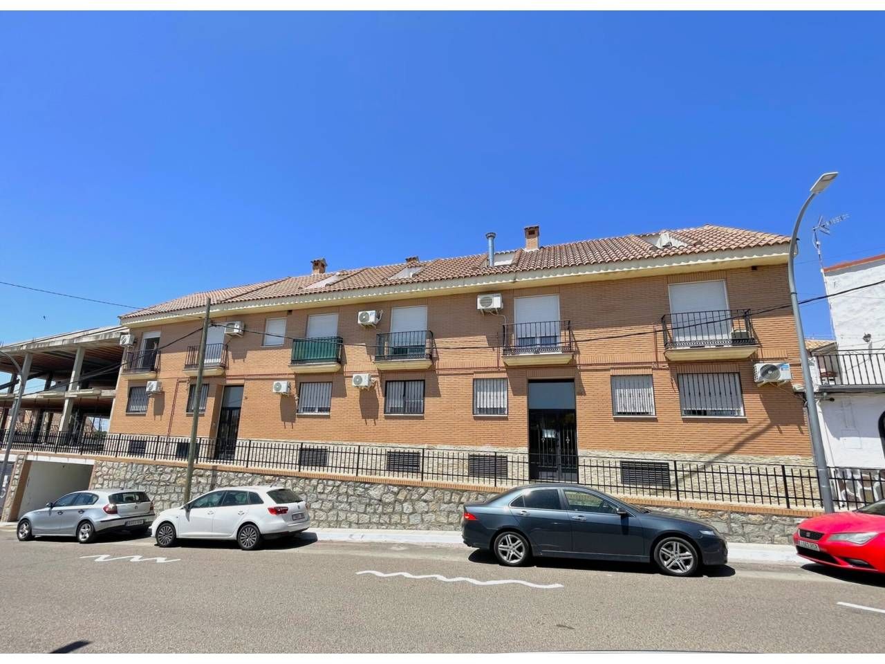 Дуплекс с 4 спальнями в Толедо, Испания № 155928