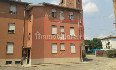 2 bedrooms Apartment in Cassano Magnago, Italy No. 3181