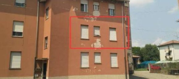 2 bedrooms Apartment in Cassano Magnago, Italy No. 3181 8