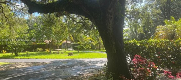 5 bedrooms Villa for sale in Miami, Miami-Dade, Florida, USA № 614401 21