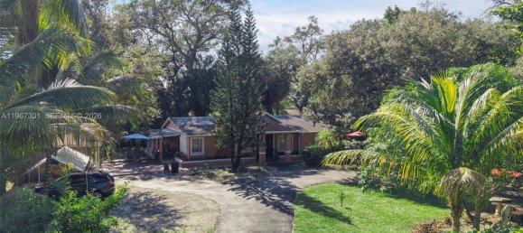5 bedrooms Villa for sale in Miami, Miami-Dade, Florida, USA № 614401 14