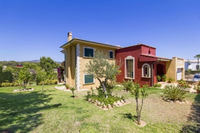 4 rooms Villa in Cottbus, Germany No. 32896