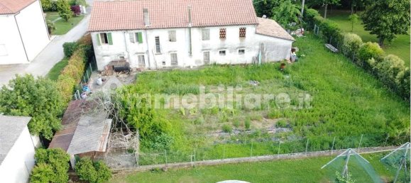 3 bedrooms House in Trevignano, Italy No. 110938 6