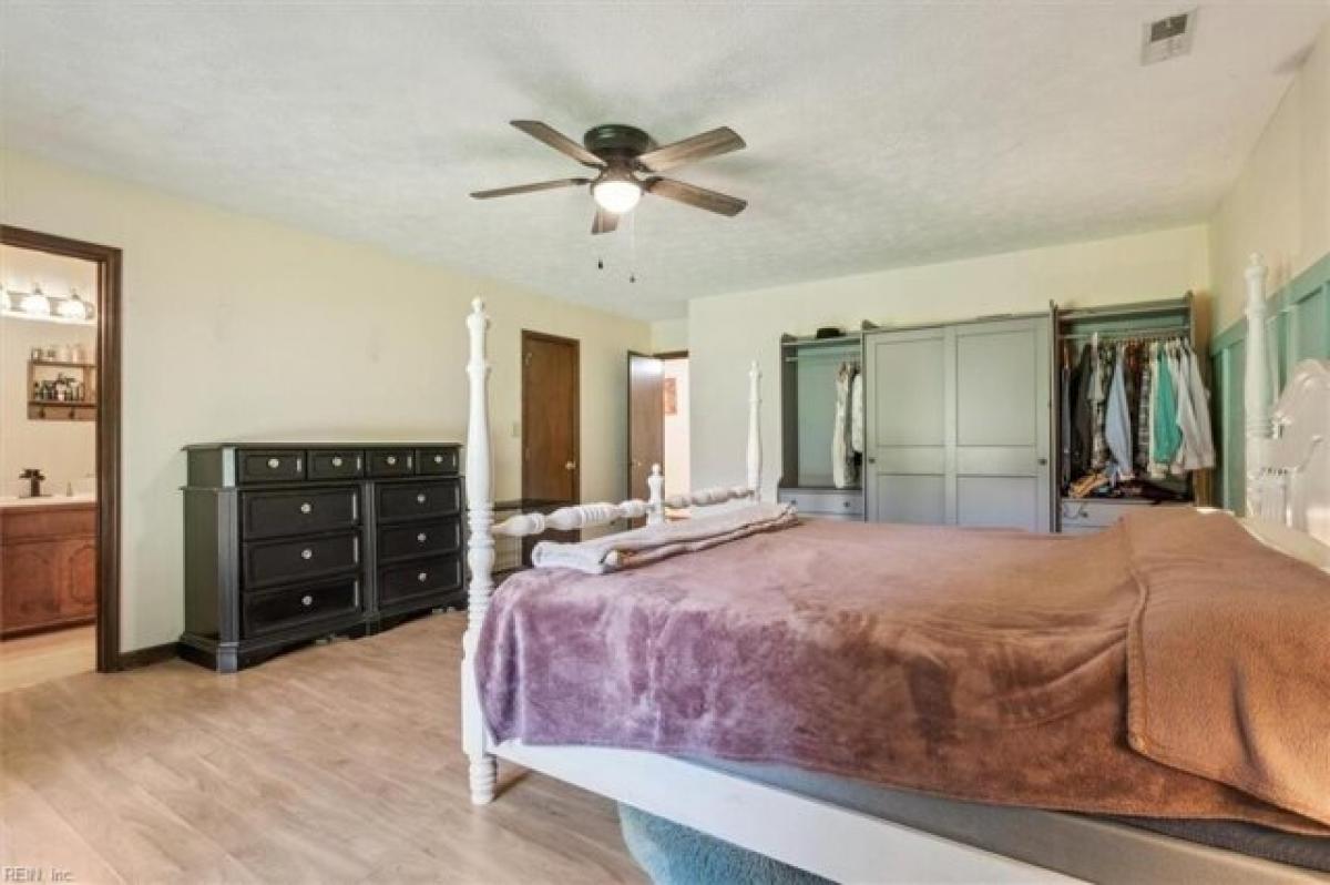 5 bedrooms House in Hampton, USA No. 381385