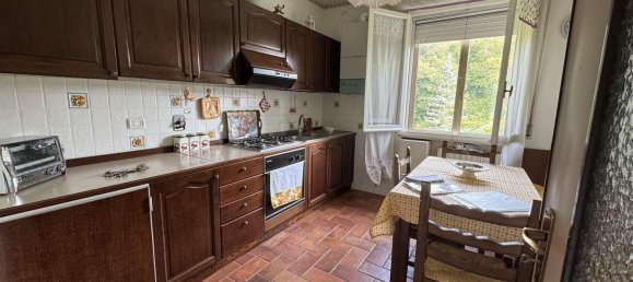 5 bedrooms Apartment in Castelnovo ne' Monti, Italy No. 310949 6