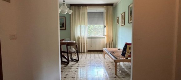 5 bedrooms Apartment in Castelnovo ne' Monti, Italy No. 310949 4