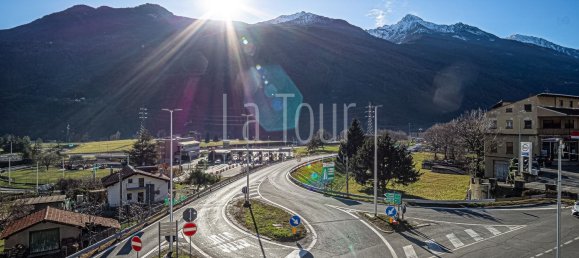 2839m² Building in Chatillon, Italy No. 109518 8