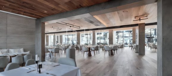 2839m² Building in Chatillon, Italy No. 109518 16