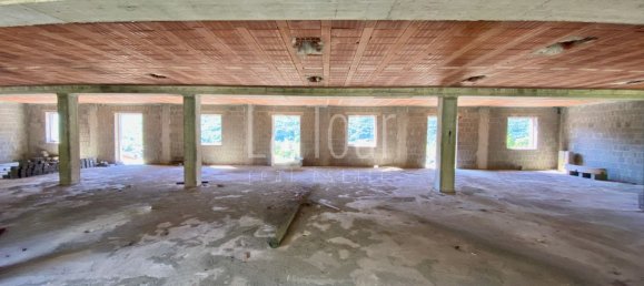 2839m² Building in Chatillon, Italy No. 109518 11