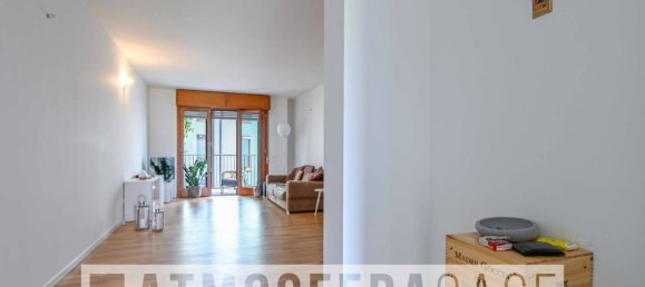 3 bedrooms Apartment in Bergamo, Italy No. 345294 5