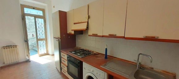3 rooms Apartment in Portovenere, Italy No. 290678 4
