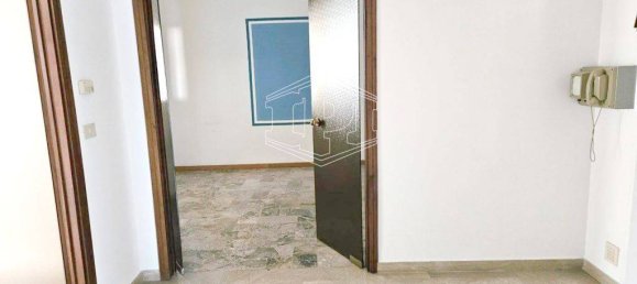4 bedrooms Apartment in Imperia, Italy No. 305521 2