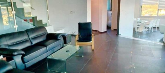 5 chambres Villa à Agios Athanasios, Cyprus No. 16143 7