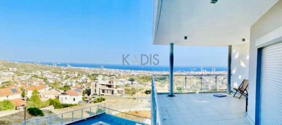 5 chambres Villa à Agios Athanasios, Cyprus No. 16143 8