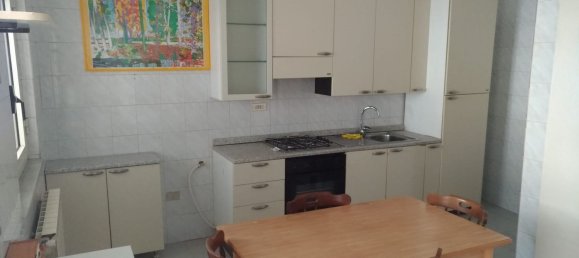 6-salle Duplex à Naples, Italy No. 33960 2