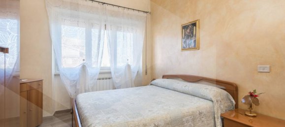 5 rooms Apartment in Ciampino, Italy No. 19053 23
