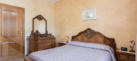 5 rooms Apartment in Ciampino, Italy No. 19053 19