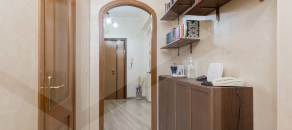 5 rooms Apartment in Ciampino, Italy No. 19053 12