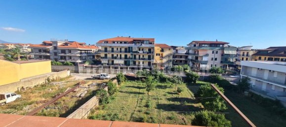 3 chambres Appartement à Giugliano in Campania, Italy No. 309008 10