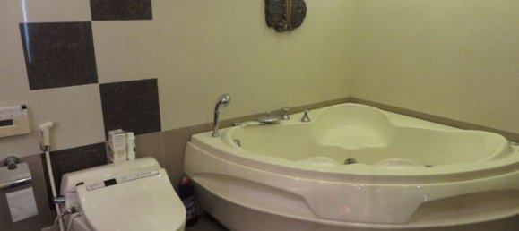 3 bedrooms Apartment in Tay Ho, Vietnam No. 4602 18