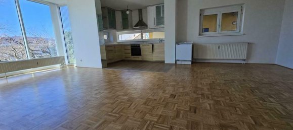 3غرفة مرآب في Andritz, Austria رقم 98528 14