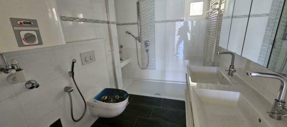 3غرفة مرآب في Andritz, Austria رقم 98528 28