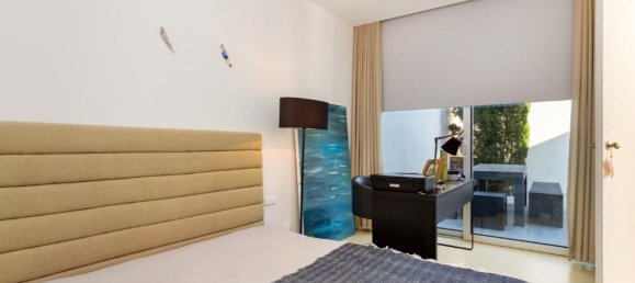 3 bedrooms House in Sesimbra, Portugal No. 145208 24